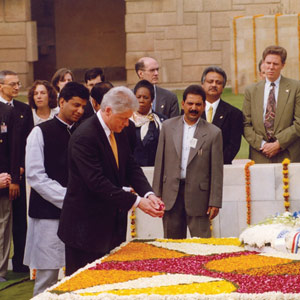 India “mesmerized” by Bill Clinton