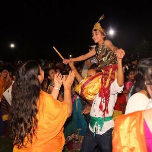 Thousands celebrate inauguration of Radha Krishna Temple on Janmashtami