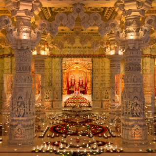 Diwali Dazzles at the BAPS temple