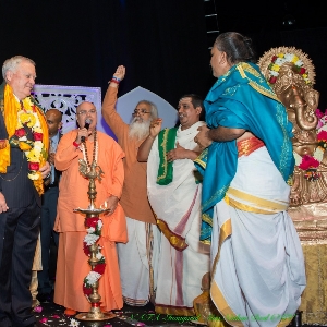 Swami Adhyatmananda addresses several gatherings in Atlanta