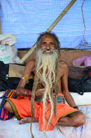 02_14-Travel-Banaras-Sadhu.jpg