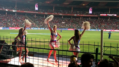 06_19_CvrStry-Cricket-IPL-Cheerleaders.jpg