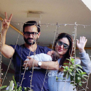 Kareena, Saif blessed with a baby boy