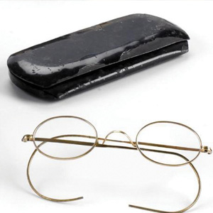 GANDHI’S GLASSES
