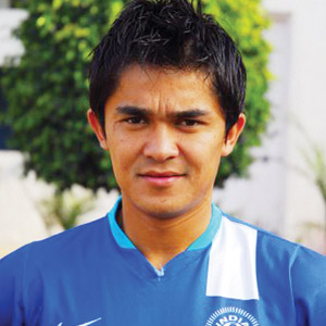 Good Sports: HEADING UP IN SOCCER