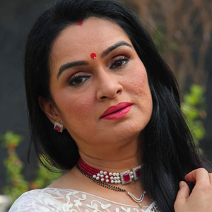 Interview: Padmini Kolhapure on her super star days, and more