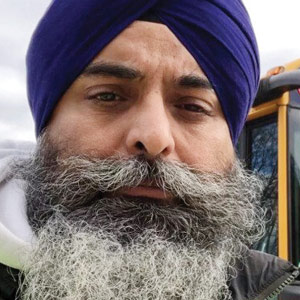 THE SIKH BUS DRIVER WHO PERSEVERED