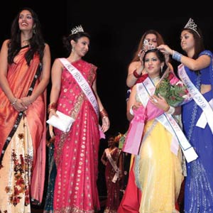 Shenila Daredia and Honey Chawla Crowned at Beauty Pageant
