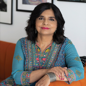 Parul Kapur wins Georgia Author of the Year Award