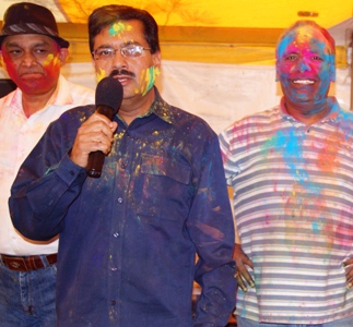 Colors fly at IACA's celebration of Holi
