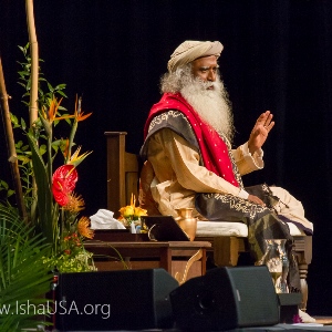 Three-day workshop by Indian mystic attracts 900 Americans from around the US