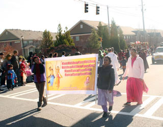 Vaishnavas walk, sing in Johns Creek Founders Day Parade