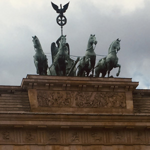 01_20_Travel_BrandernburgGate.jpg