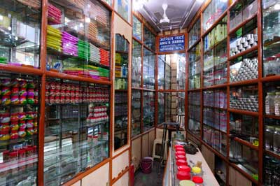 02_14-Travel-Banaras-Paan-shop.jpg