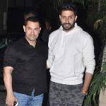 Abhishek hosts bash for newlyweds Kunal Kapoor, Naina Bachchan