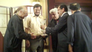 Javed_award_052.JPG