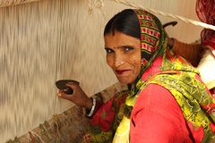 02_16_CvrStry-Weaver-from-Jaipur-rugs.jpg
