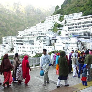 10_18_Festive_VaishnoDevi.jpg