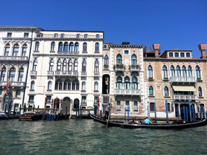 02_17_CvrStory-Gondoliers-in-Venice.jpg