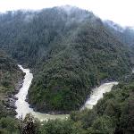 Flash Fiction: A Bend in the River