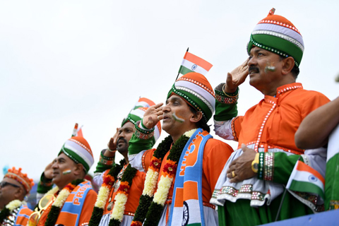 06_19_CvrStry-Cricket-Indian-Fans.jpg